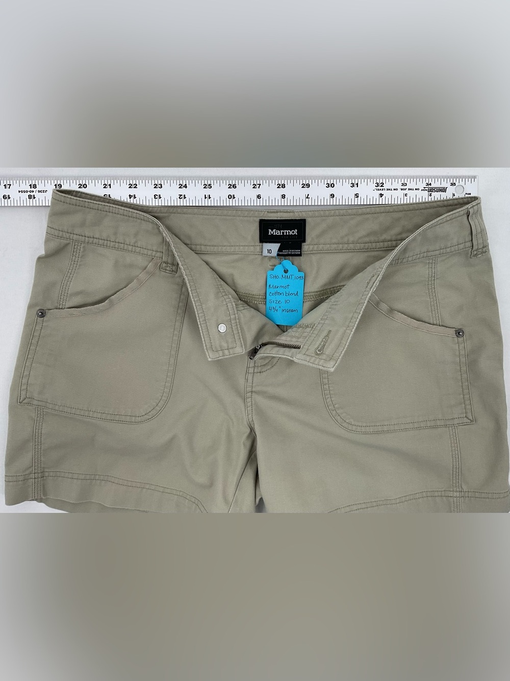 Marmot Women's Light Khaki Outdoor Stretch Shorts